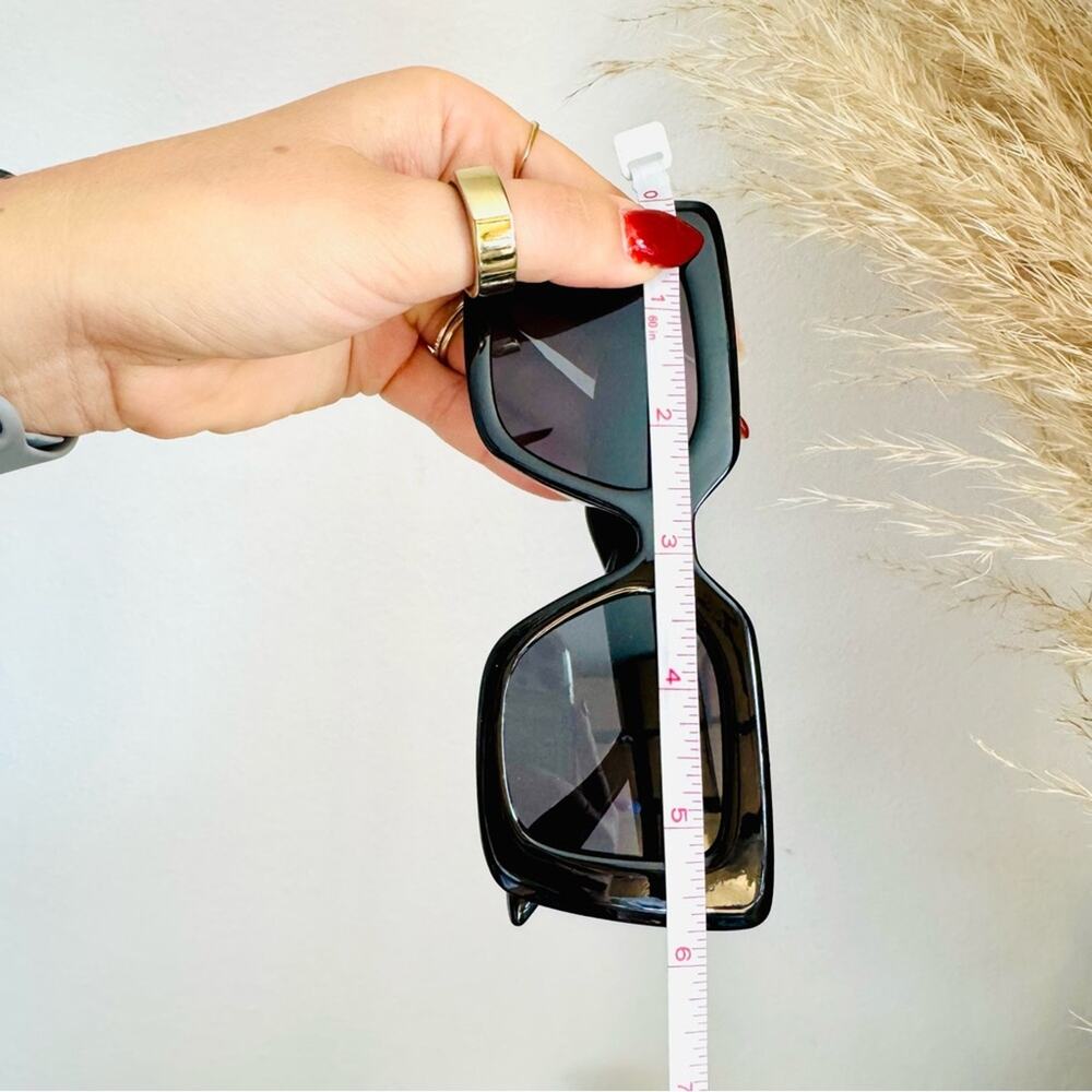 NEW NORDSTROM Black Solid $78 Chunky Oversized Plastic Sunglasses Sunnies Y2K - Picture 9 of 14